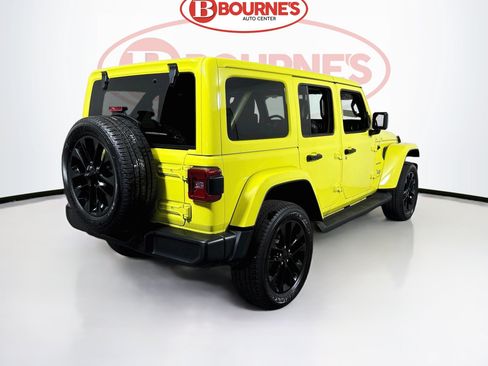 Used 2023 Jeep Wrangler Unlimited Sahara w/ Cold Weather Group AWD/4WD image 11
