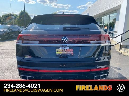 New 2026 Volkswagen Atlas Cross Sport SEL Premium R-Line image 10