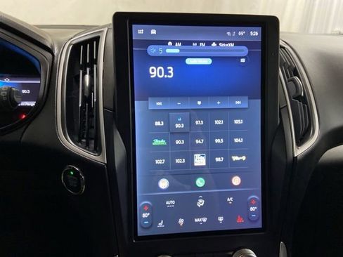 Used 2023 Ford Edge SEL image 35