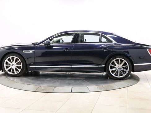 Used 2020 Bentley Flying Spur W12 image 10