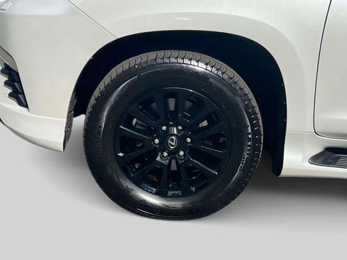 Certified 2023 Lexus GX 460 w/ Black Line Special Edition AWD/4WD image 10