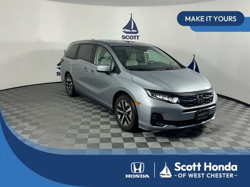 Certified 2026 Honda Odyssey EX-L image 1