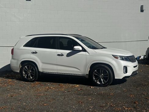 Used 2014 Kia Sorento SX w/ 3rd Row Package image 10