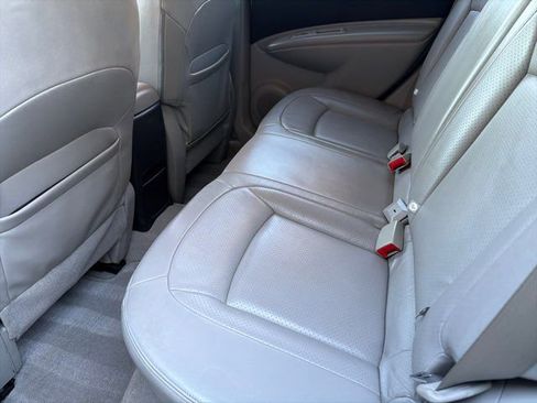 Used 2011 Nissan Rogue SV w/ SL Pkg image 7