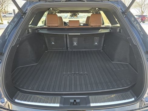 New 2025 Toyota Crown Signia image 33