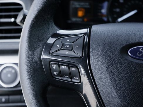 Used 2019 Ford Explorer XLT w/ Equipment Group 201A image 21