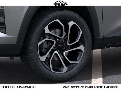 New 2026 Chevrolet Trax RS w/ Sunroof Package image 1