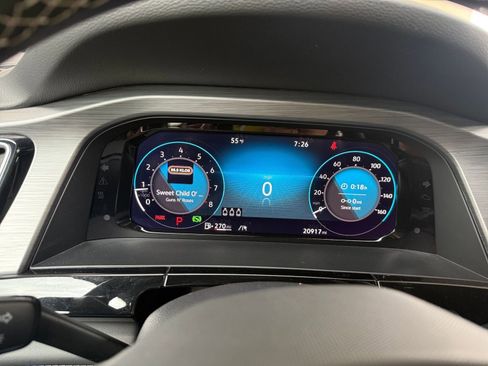 Used 2025 Volkswagen Atlas Cross Sport SE image 36