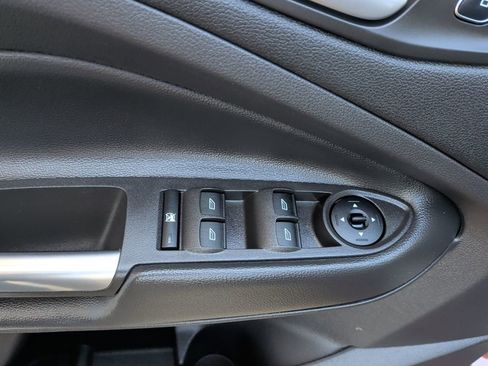 Certified 2018 Ford Escape SEL image 17