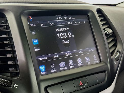 Used 2014 Jeep Cherokee Trailhawk w/ Leather Interior Group image 19