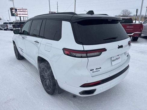 Used 2023 Jeep Grand Cherokee L Summit w/ Advanced Protech Group IV image 5