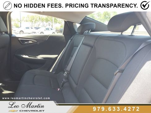 Used 2024 Chevrolet Malibu LT FWD image 8