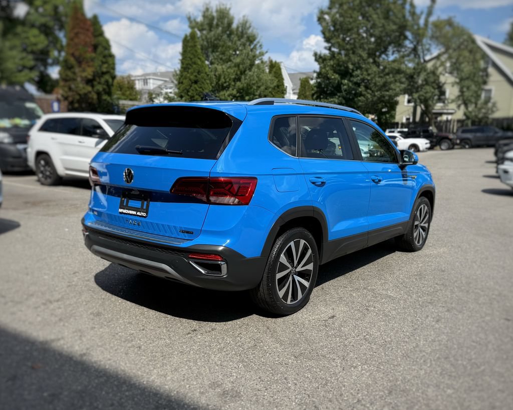 Used 2022 Volkswagen Taos SE AWD/4WD image 8