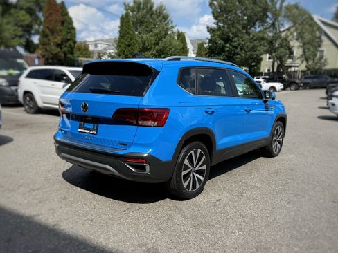 Used 2022 Volkswagen Taos SE AWD/4WD image 8