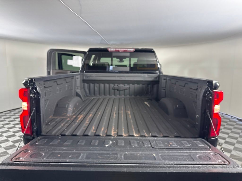 Used 2020 Chevrolet Silverado 2500 LTZ w/ LTZ Plus Package AWD/4WD image 30