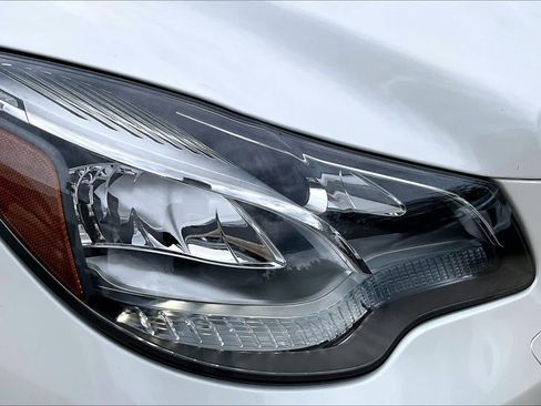 Used 2014 Mercedes-Benz E 350 Coupe image 27