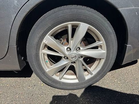 Used 2015 Nissan Altima 2.5 SL w/ Technology Package FWD image 23