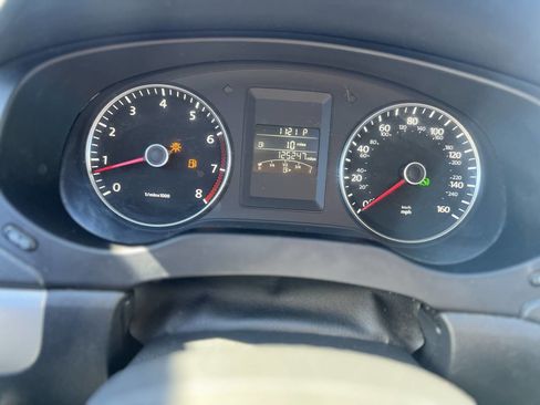 Used 2013 Volkswagen Jetta SE FWD image 14