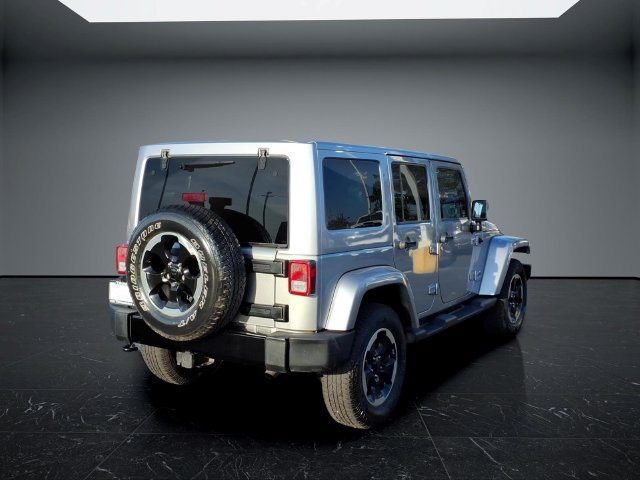 Used 2014 Jeep Wrangler Unlimited Sahara AWD/4WD image 10