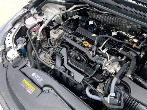Used 2024 Toyota Corolla LE FWD image 35