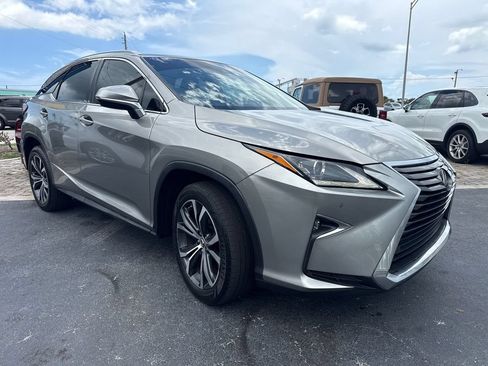 Used 2018 Lexus RX 350 FWD w/ Premium Package image 3