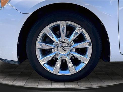 Used 2011 Lincoln MKZ w/ 101A Rapid Spec Order Code FWD image 9