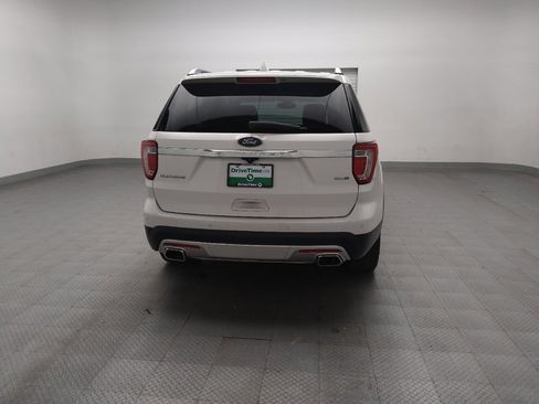 Used 2017 Ford Explorer Platinum image 7