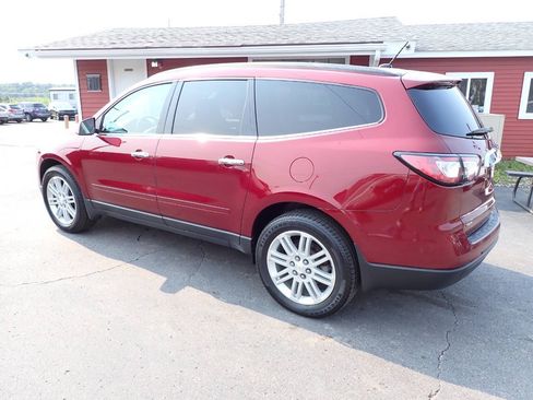Used 2015 Chevrolet Traverse LT w/ Traveler's Package AWD/4WD image 4
