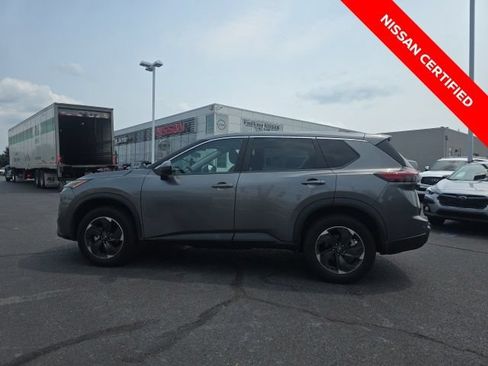 Certified 2024 Nissan Rogue SV AWD/4WD image 11