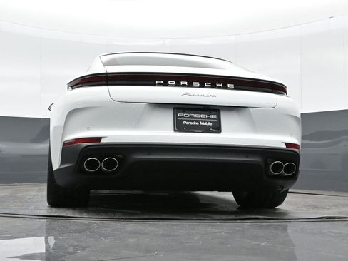 New 2026 Porsche Panamera image 36