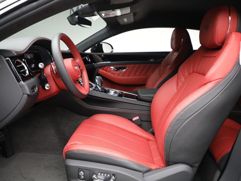 Certified 2024 Bentley Continental GT V8 image 20