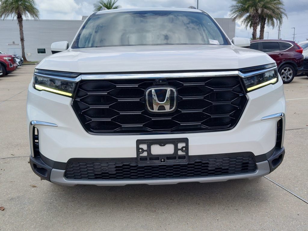 Used 2023 Honda Pilot Elite image 17