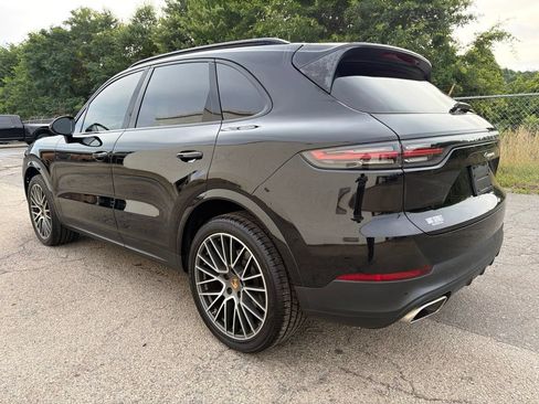 Used 2019 Porsche Cayenne AWD/4WD image 4