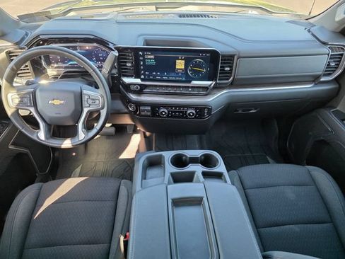 Used 2023 Chevrolet Silverado 1500 LT w/ Protection Package AWD/4WD image 29