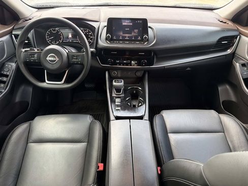 Used 2022 Nissan Rogue SV FWD image 24