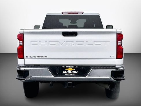 Used 2024 Chevrolet Silverado 2500 LT image 3