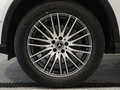 New 2026 Mercedes-Benz GLC 300 4MATIC image 11