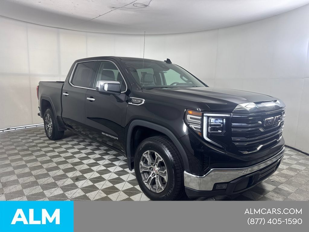 Used 2025 GMC Sierra 1500 SLT RWD image 3