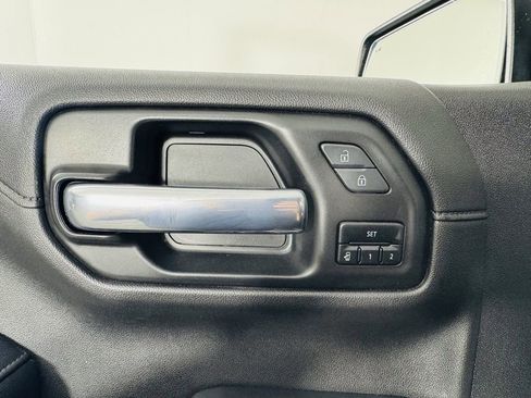 Used 2021 Chevrolet Silverado 1500 LTZ AWD/4WD image 8