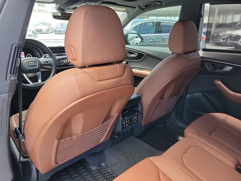 Certified 2023 Audi Q8 Premium Plus w/ Premium Plus Package AWD/4WD image 17