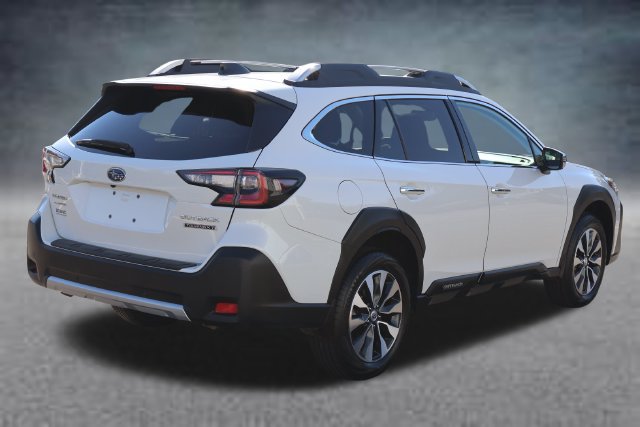 Certified 2025 Subaru Outback Touring XT w/ Popular Package #2 AWD/4WD image 4