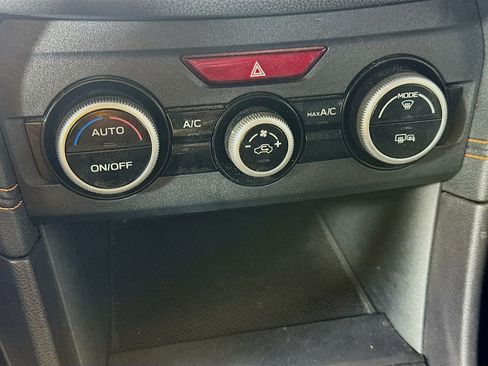 Used 2023 Subaru Crosstrek 2.5i Limited w/ Popular Package #4 image 17