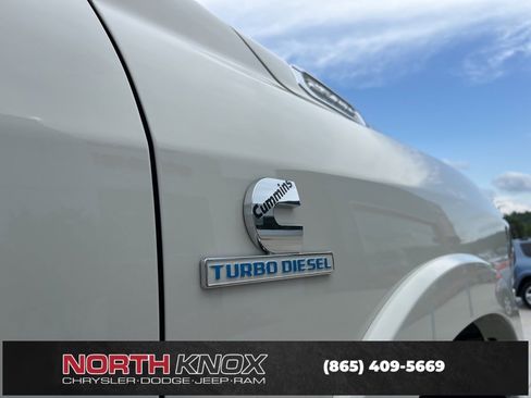 Used 2019 RAM 2500 Laramie image 29