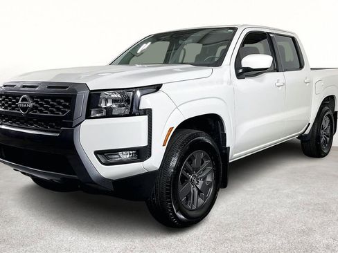 Certified 2025 Nissan Frontier SV w/ SV Convenience Package image 15