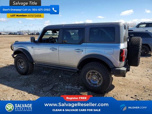 Used 2024 Ford Bronco Outer Banks image 3