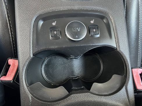 Used 2013 Ford Focus Titanium FWD image 22