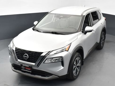 Used 2022 Nissan Rogue SV image 46