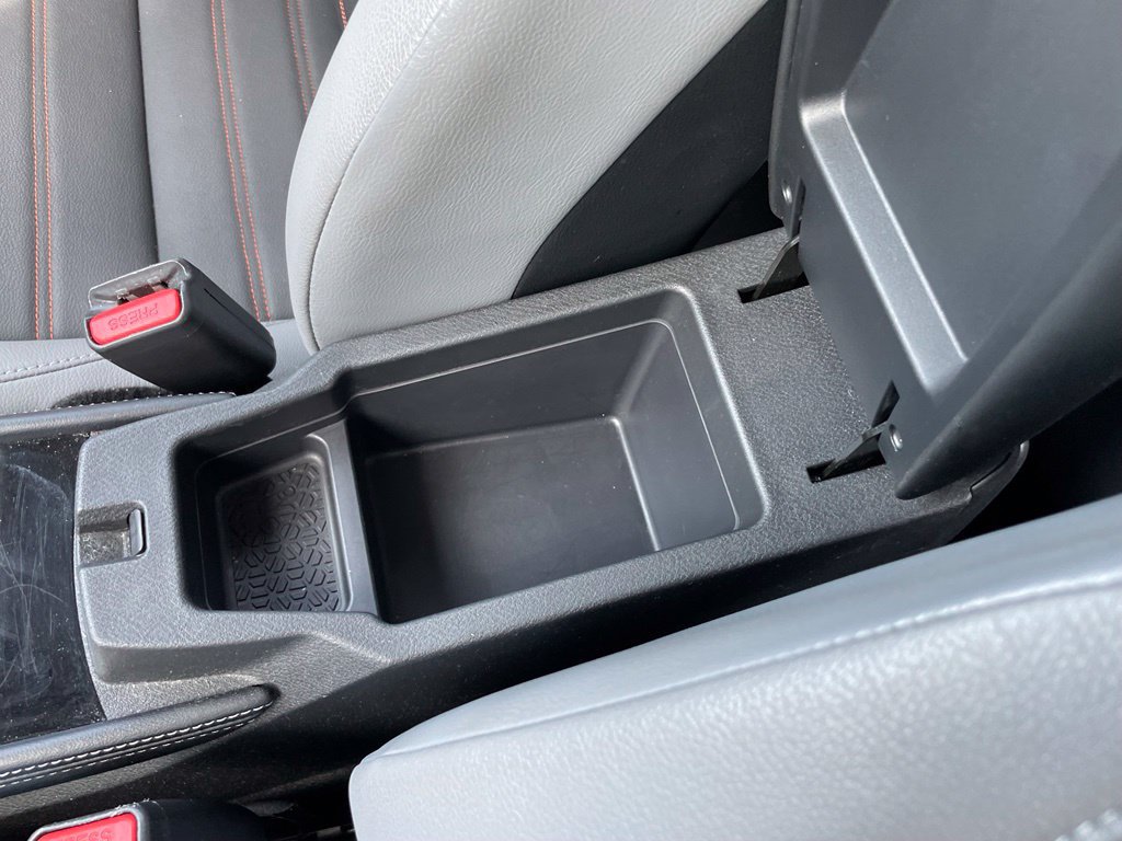 Used 2024 Nissan Kicks SR w/ SR Premium Package FWD image 41