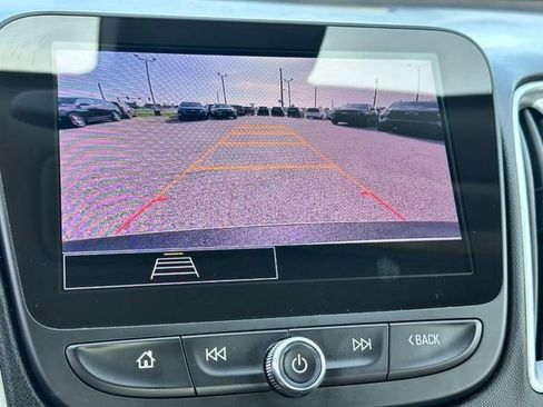 Used 2024 Chevrolet Malibu LS FWD image 21