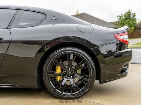 Used 2011 Maserati GranTurismo S RWD image 3